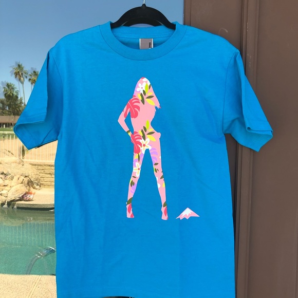 Island Snow Turquoise Blue Hawaiian Bond Girl Silhouette Tee S - Picture 1 of 10
